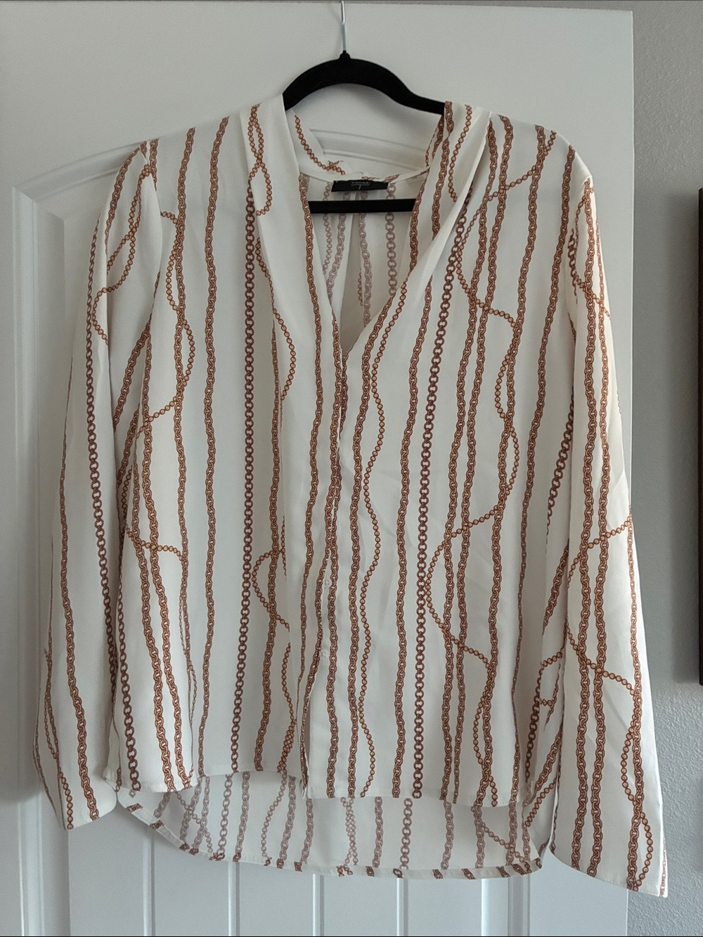 Tahari White Blouse with Brown Chain Stripe.    - C